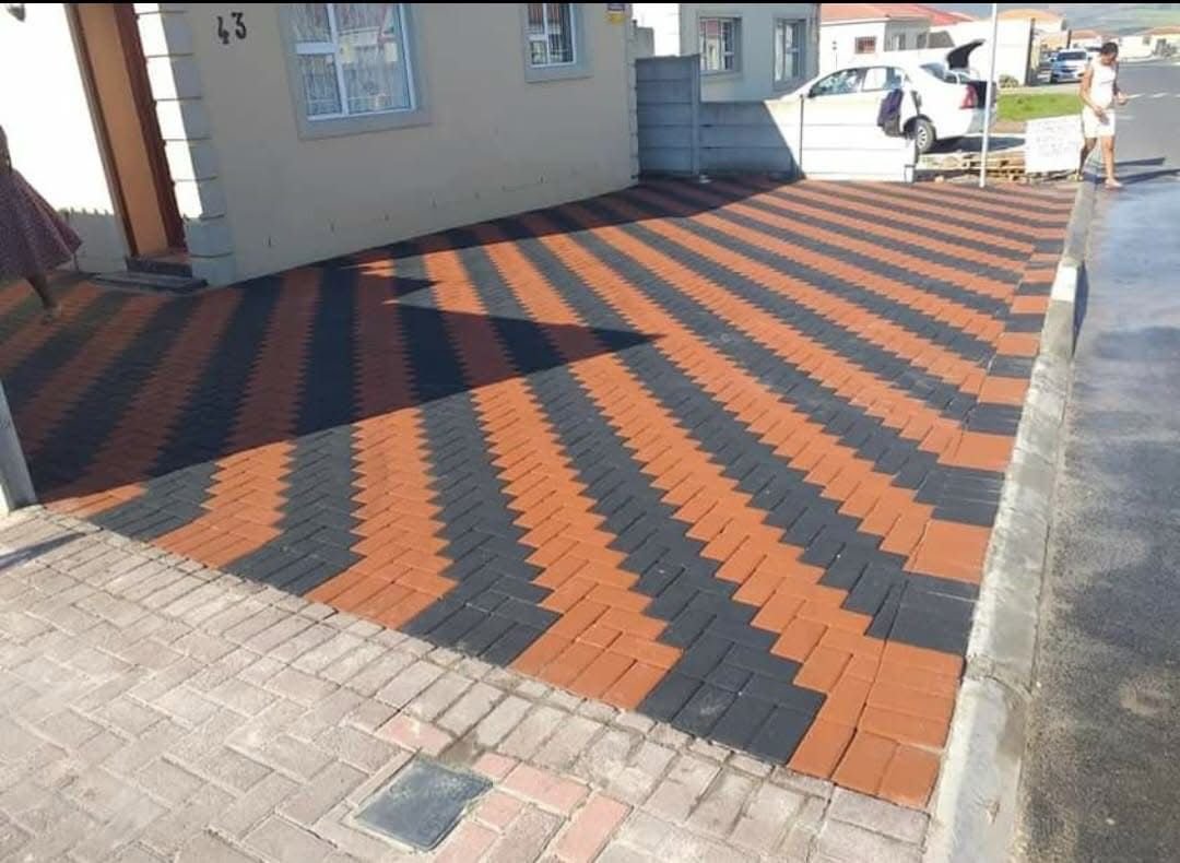 Rectangular Block Pavers (200mm x 100 x 60mm) Hydraulic press - Black and Orange (50Pcs/M2)