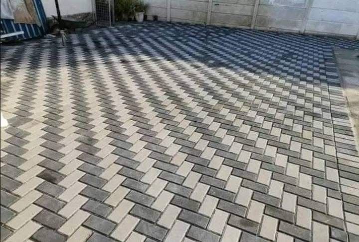 Rectangular Block Pavers (200mm x 100 x 60mm) Hydraulic press - Black and Grey (50Pcs/M2)