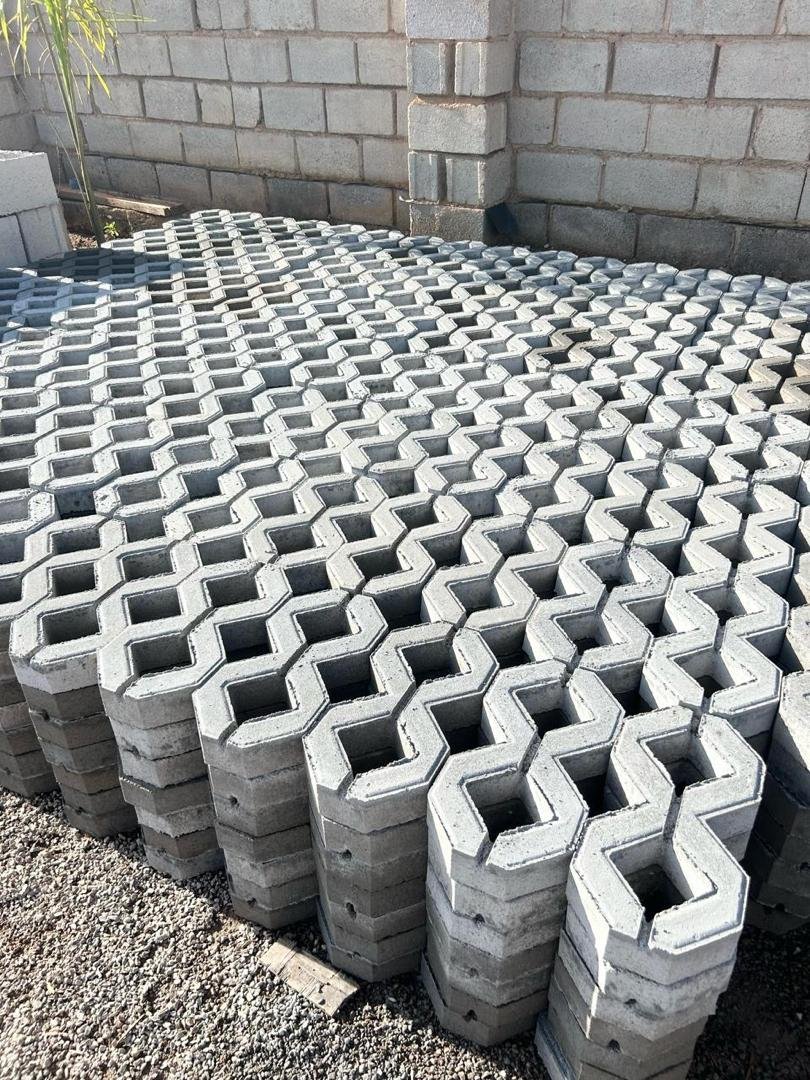 Grass Block Pavers (400mm x 200mm x 60mm- Light Grey in Kampala Uganda