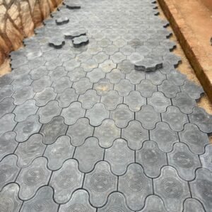 Twin Belly Smart Paver (300x200x50mm)-Black (25 Pcs/M2)